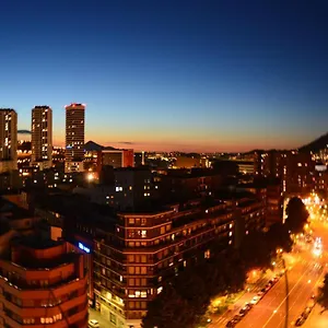  Séjour chez l'habitant Superviews, Parking 24h Vigilado Incluido Y Netflix En Habitación Independiente Con Baño Privado En Particular, Français&english